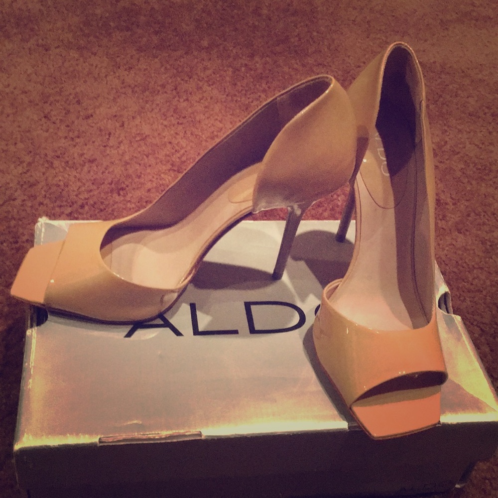 A-SYMMETRICAL NUDE PATTEN LEATHER SHOES
